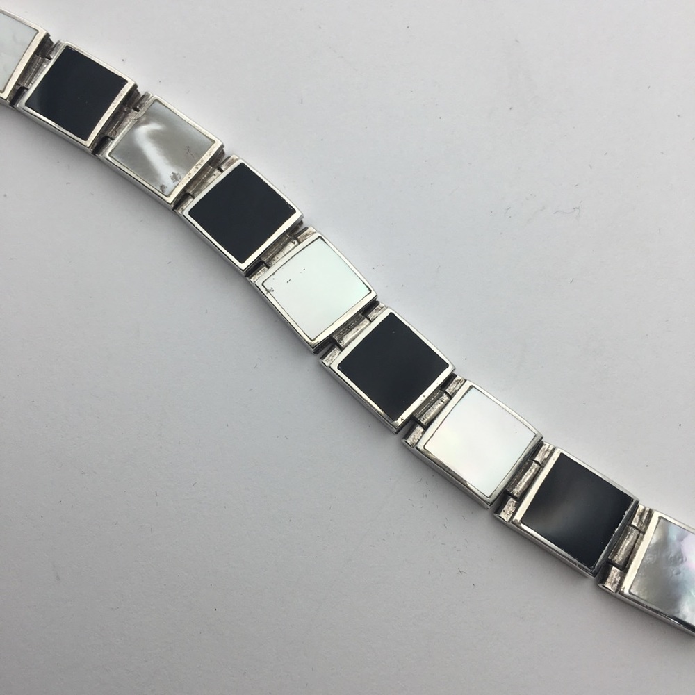 Onyx and MOP bracelet